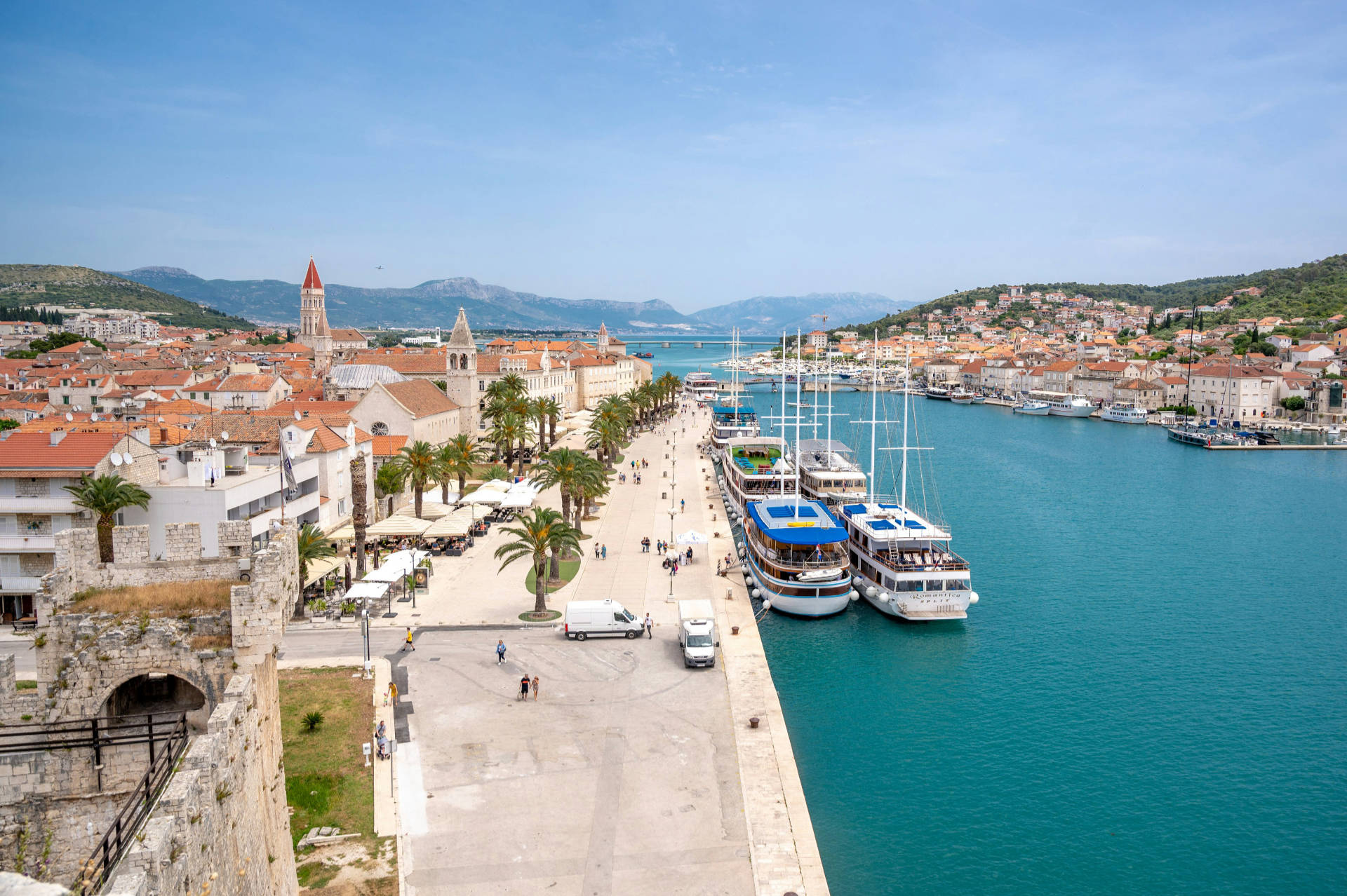 14-Day Yacht Charter Croatia – Grand Circuit from Split/Trogir/Kaštela