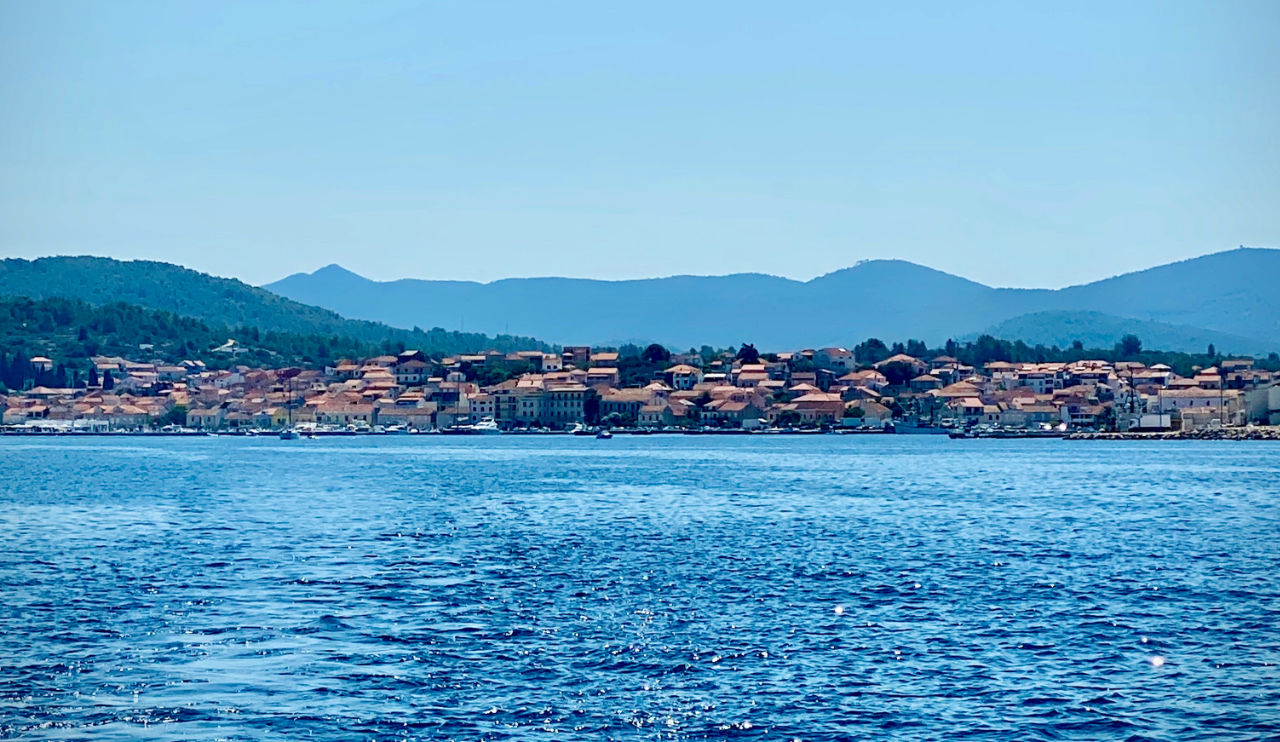 Giorno 5: Vela Luka → Città di Korčula (~20 NM)