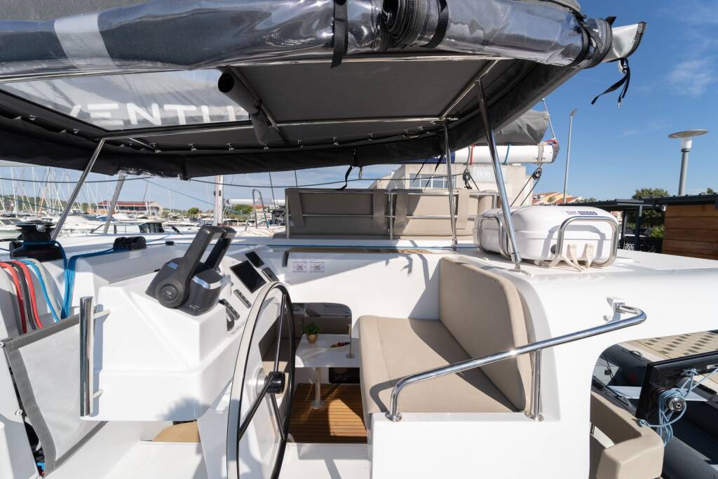 Aventura 37 Aruna