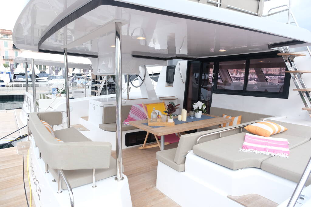 Aventura 37 Vesta