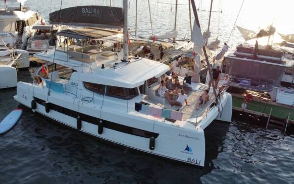 Bali 4.6 Sail Aquarius