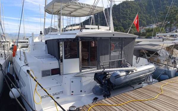 Bali 4.6 Royal Salute