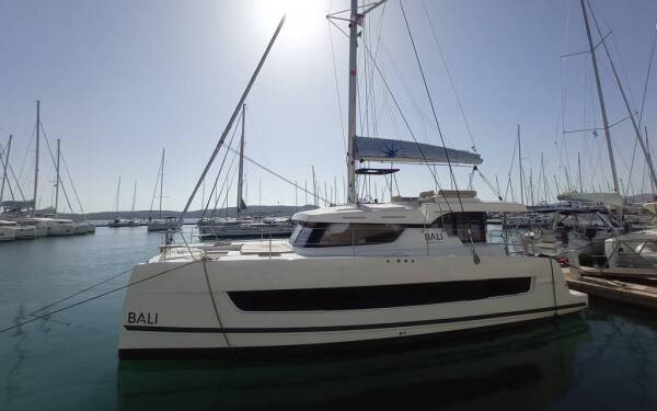 Bali Catspace Sailin