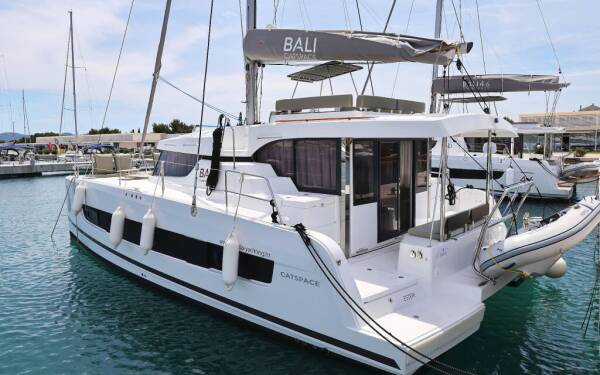 Bali Catspace Esteri