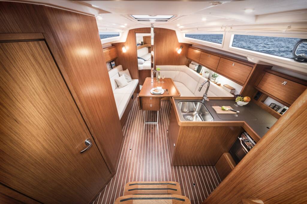 Bavaria Cruiser 34 Born Free
