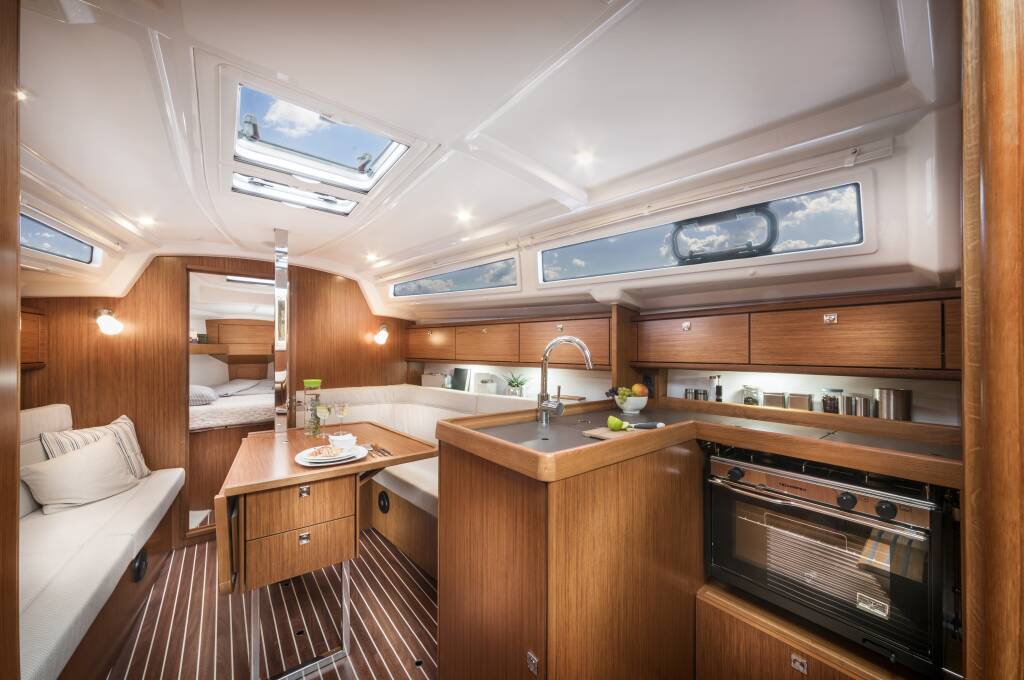 Bavaria Cruiser 34 Born Free