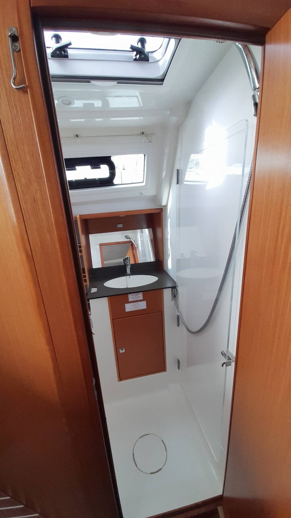 Bavaria Cruiser 37 Nenemia