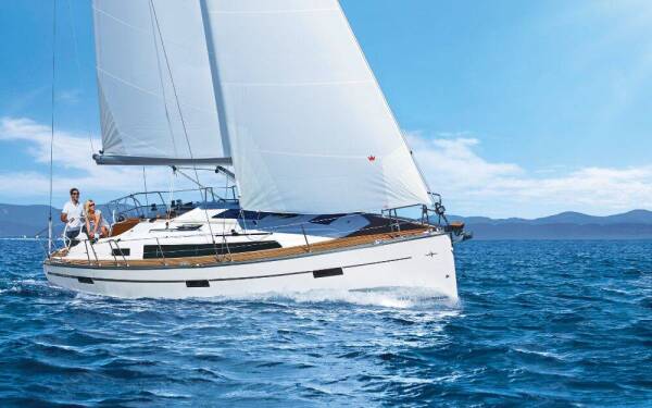 Bavaria Cruiser 37 Eneja