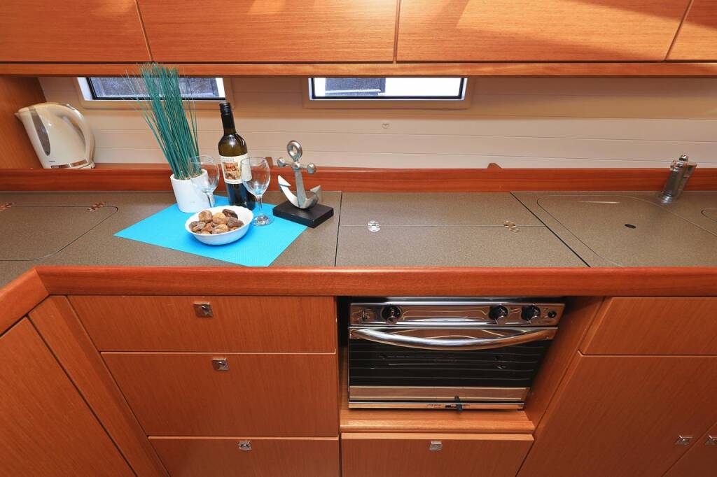 Bavaria Cruiser 46 Avior