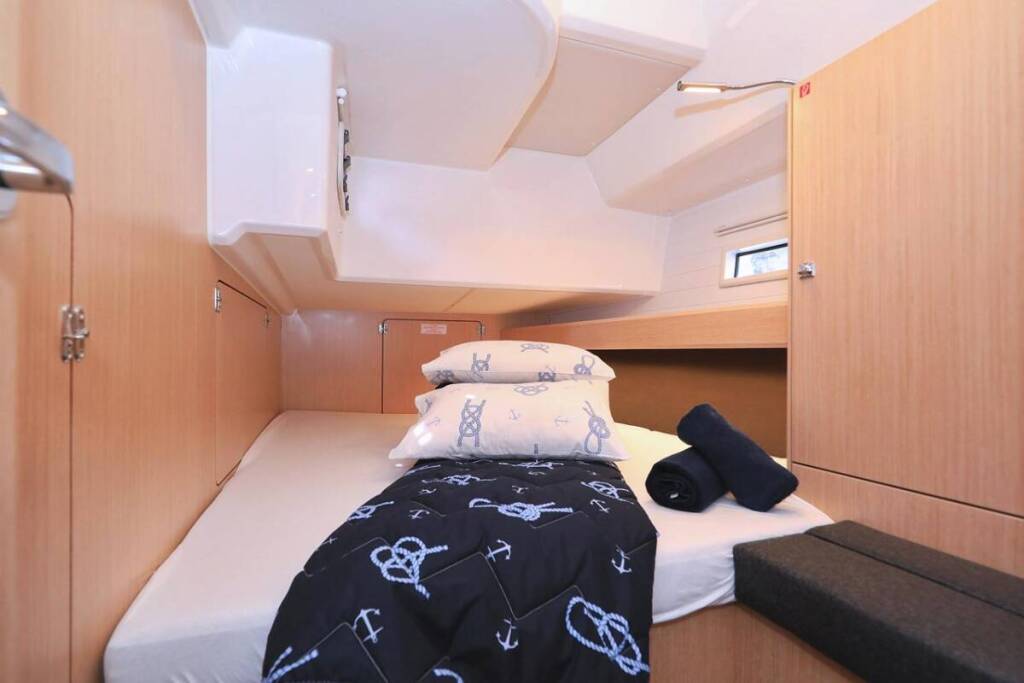 Bavaria Cruiser 46 Miss Monchy