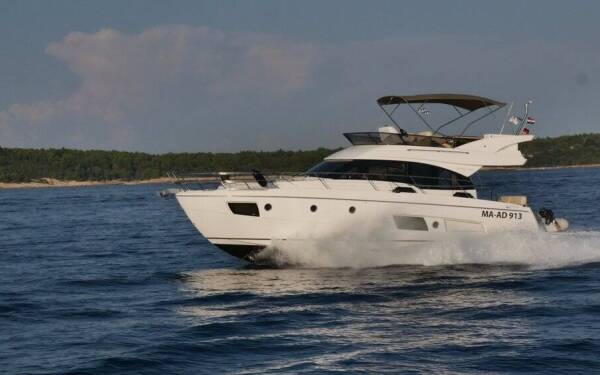 Bavaria Virtess 420 Zanngi