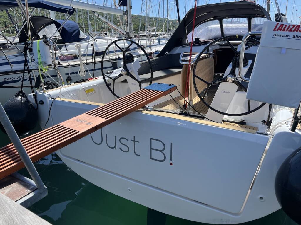 Dehler 38 SQ Ship Happens