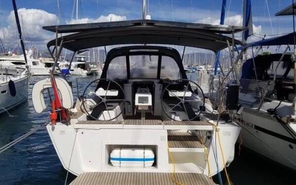 Dufour 360 GL Ares1