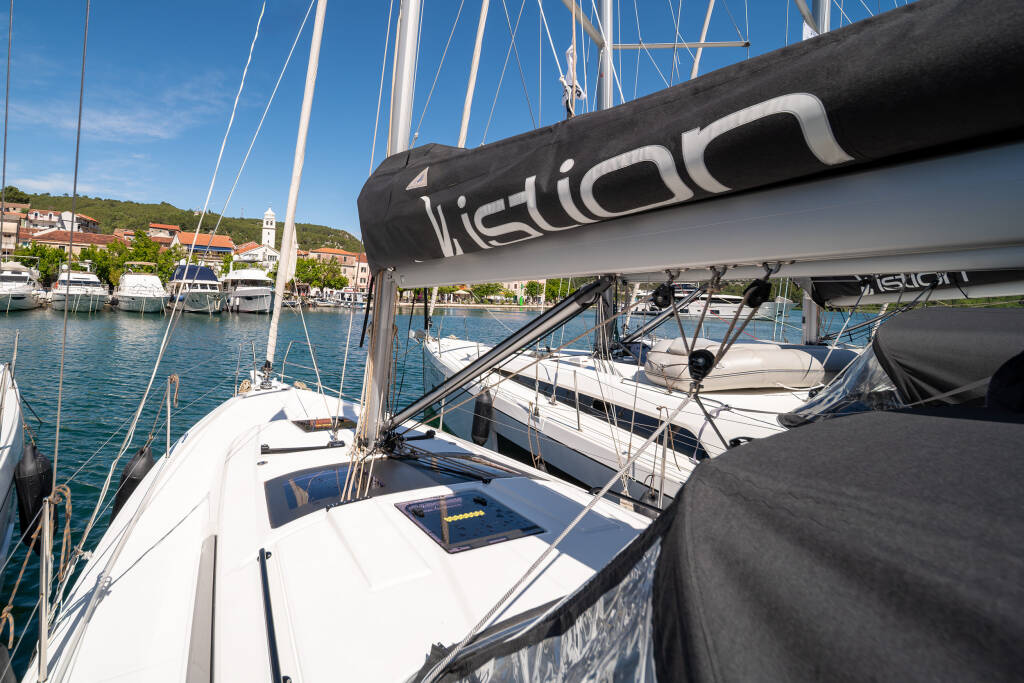 Dufour 37 First Laugh