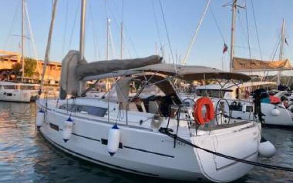 Dufour 412 GL Rose De Mer