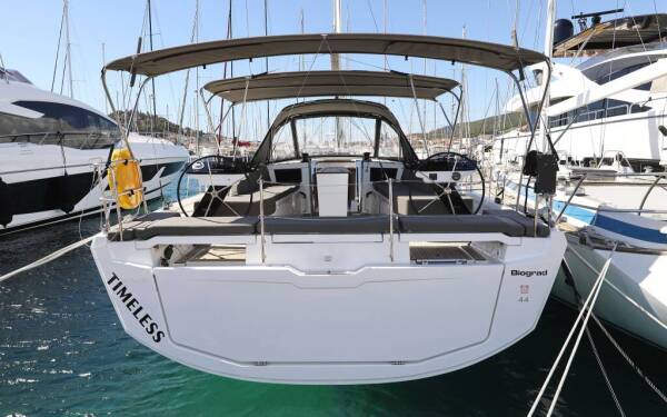 Dufour 44 Timeless