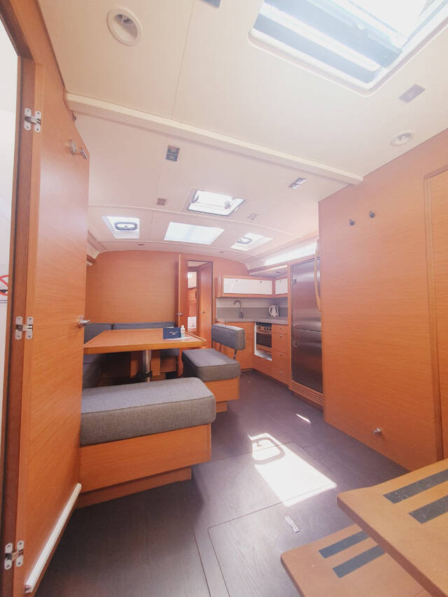 Dufour 470 Sombra del Viento