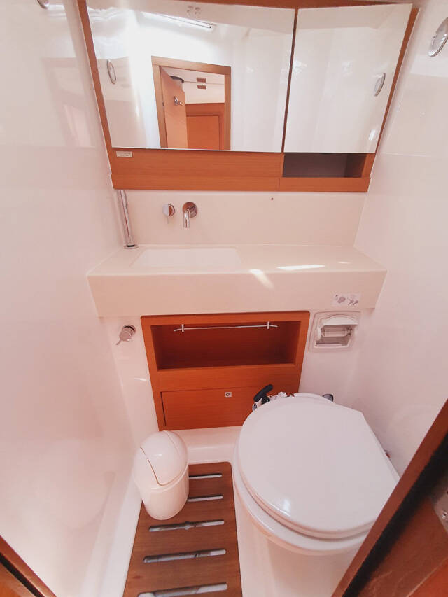 Dufour 470 Sombra del Viento