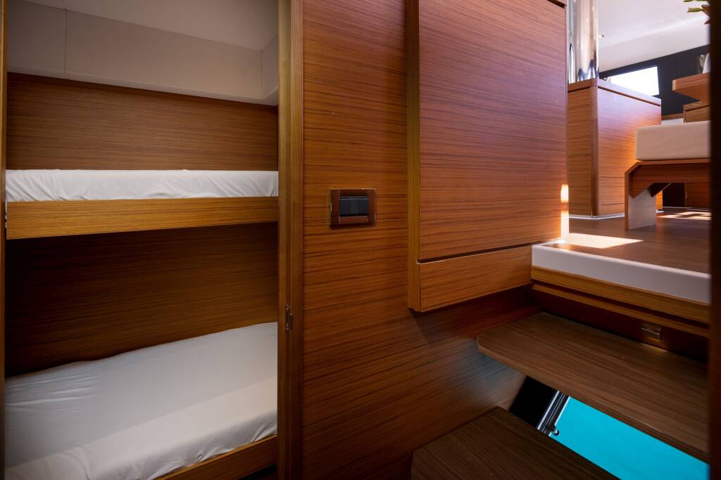 Dufour 48 Catamaran Pax
