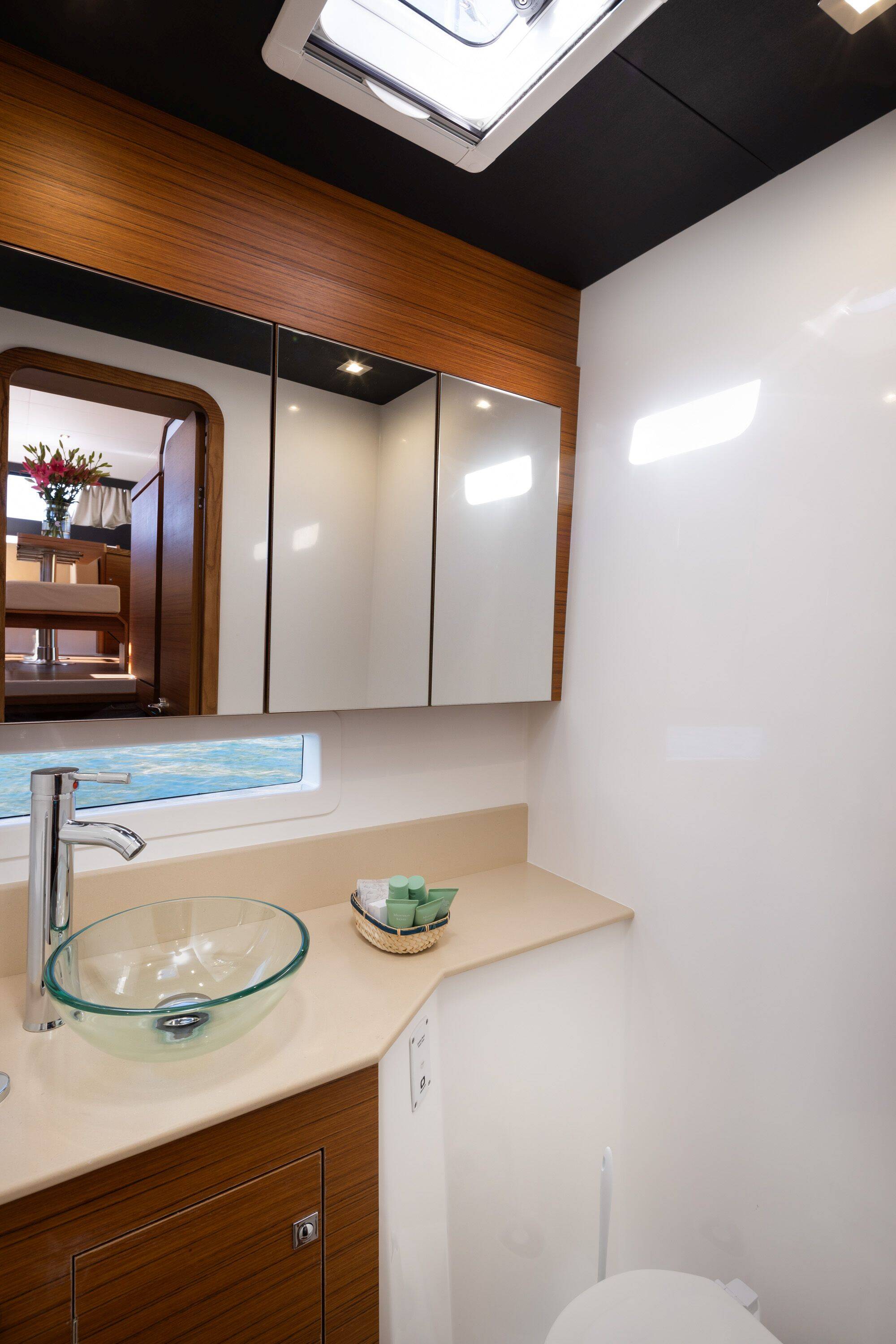 Dufour 48 Catamaran Pax
