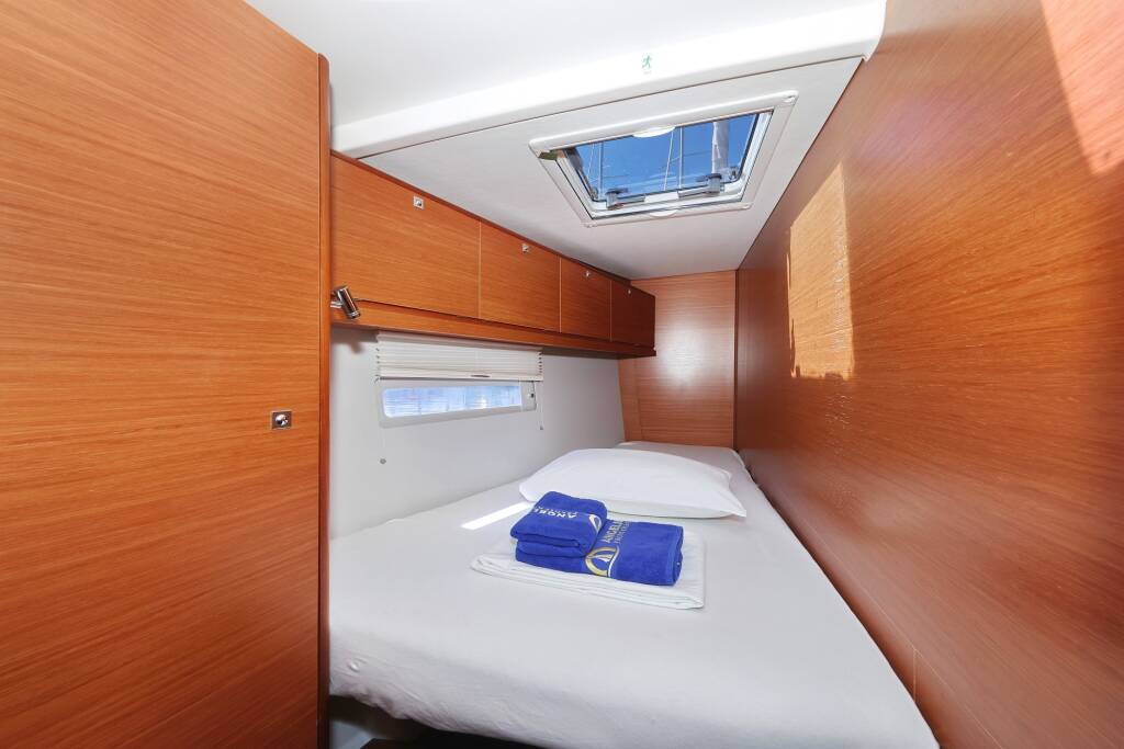 Dufour 520 GL Lateja