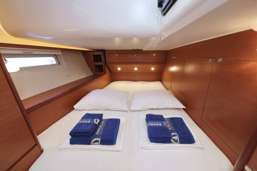 Dufour 520 GL Lateja