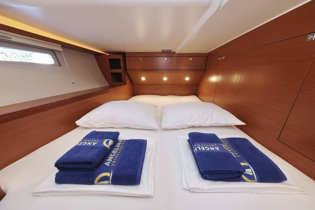 Dufour 520 GL Lateja