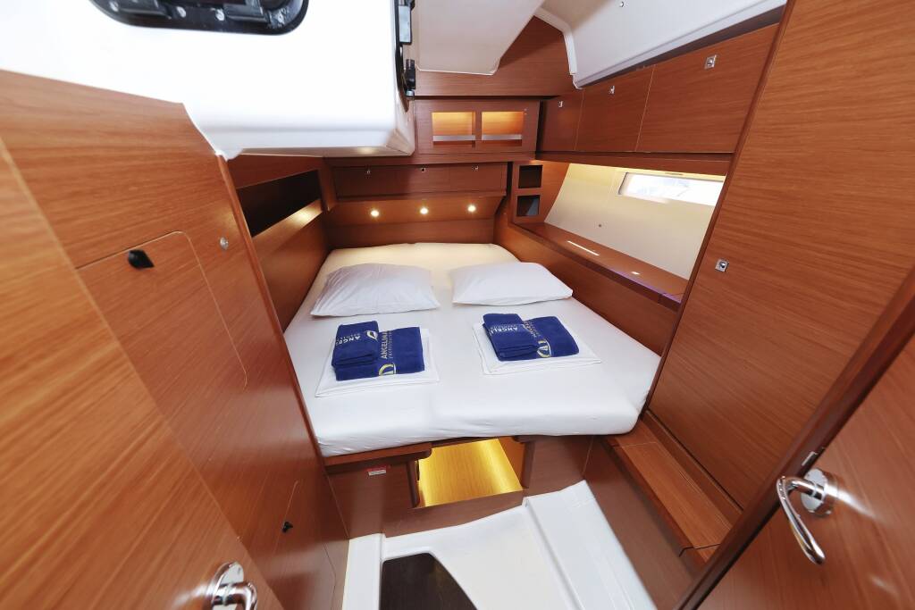 Dufour 520 GL Lateja