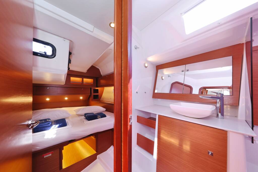 Dufour 520 GL Lateja