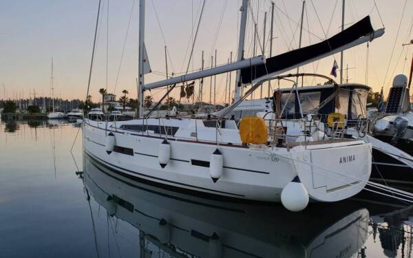 Dufour 520 GL Anima