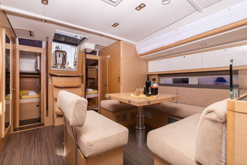 Dufour 530 Vita