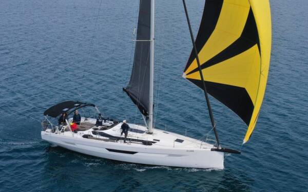 Elan E6 Sailing Grace