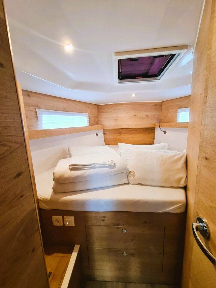 Elan Impression 45 First Edition