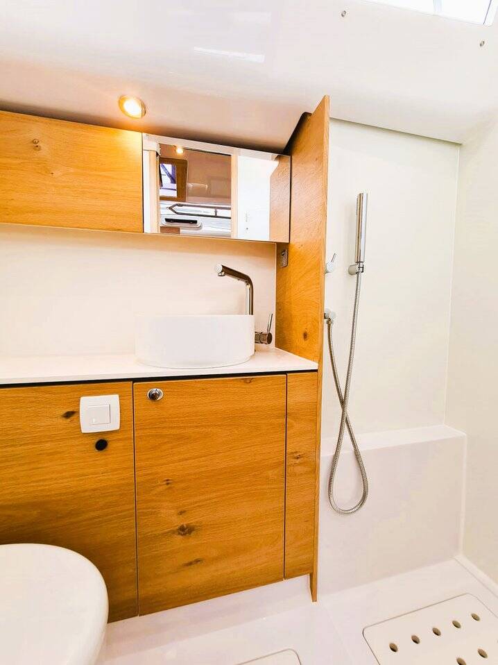 Elan Impression 45 First Edition