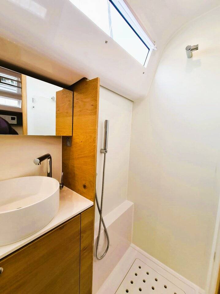 Elan Impression 45 First Edition