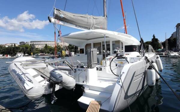 Excess 12 Kiss me twice