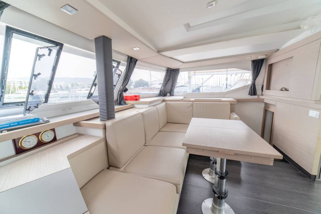 Fountaine Pajot Astrea 42 MARLIN II
