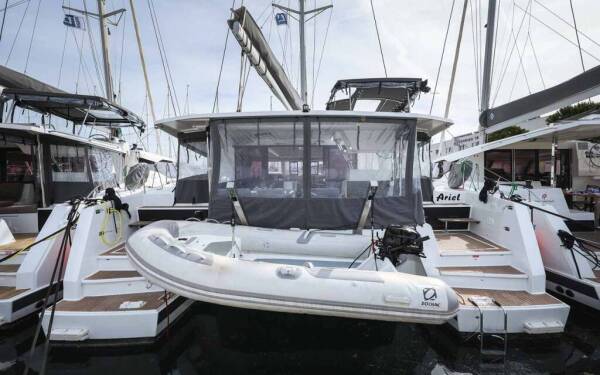Fountaine Pajot Astrea 42 Ariel