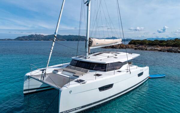 Fountaine Pajot Astrea 42 Amapola
