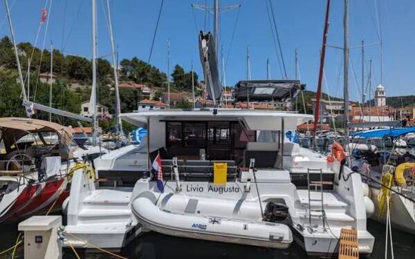 Fountaine Pajot Astrea 42 Livia Augusta