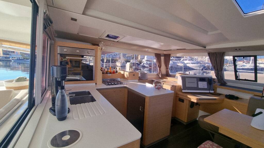 Fountaine Pajot Astrea 42 Seaview