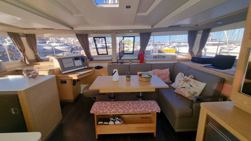 Fountaine Pajot Astrea 42 Seaview