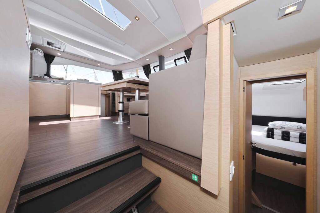 Fountaine Pajot Astrea 42 Bella V