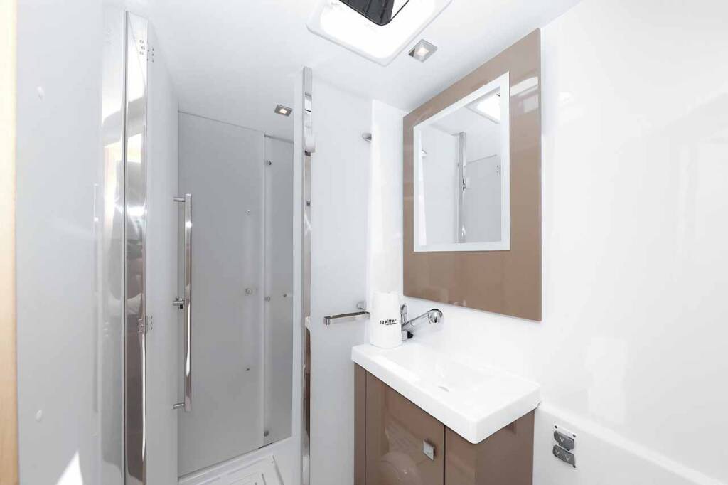 Fountaine Pajot Astrea 42 Bella V