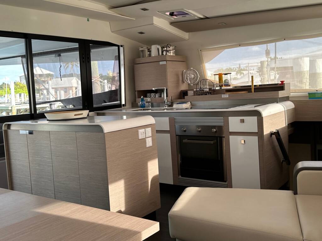 Fountaine Pajot Aura 51 Amajen