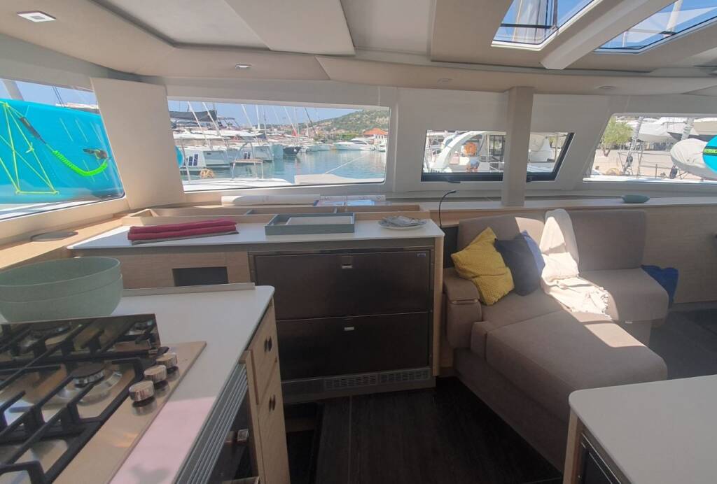 Fountaine Pajot Aura 51 Sunrise
