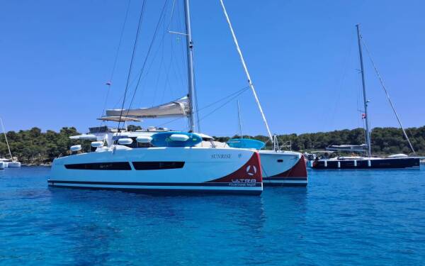 Fountaine Pajot Aura 51 Sunrise