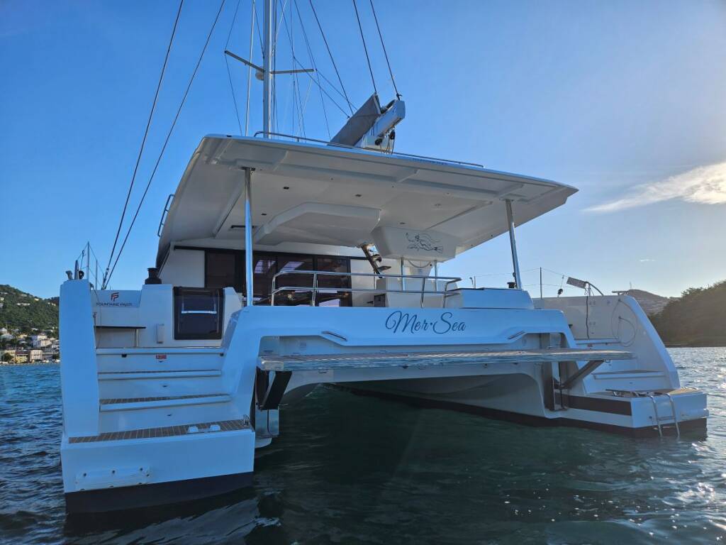 Fountaine Pajot Aura 51 Mer Sea