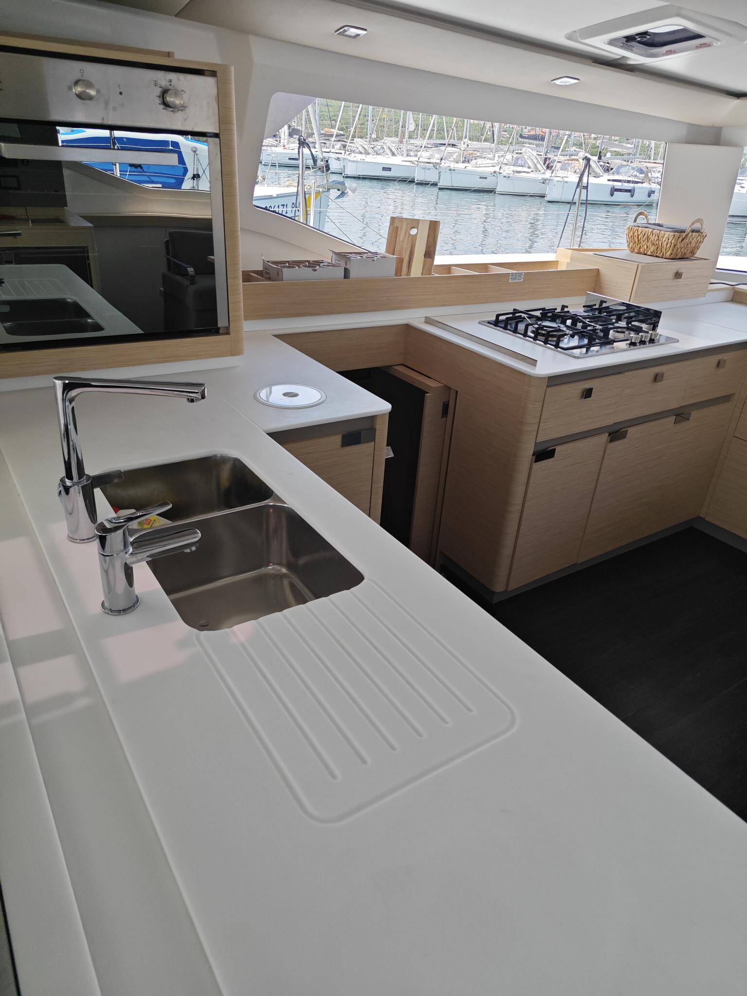 Fountaine Pajot Elba 45 Caramita