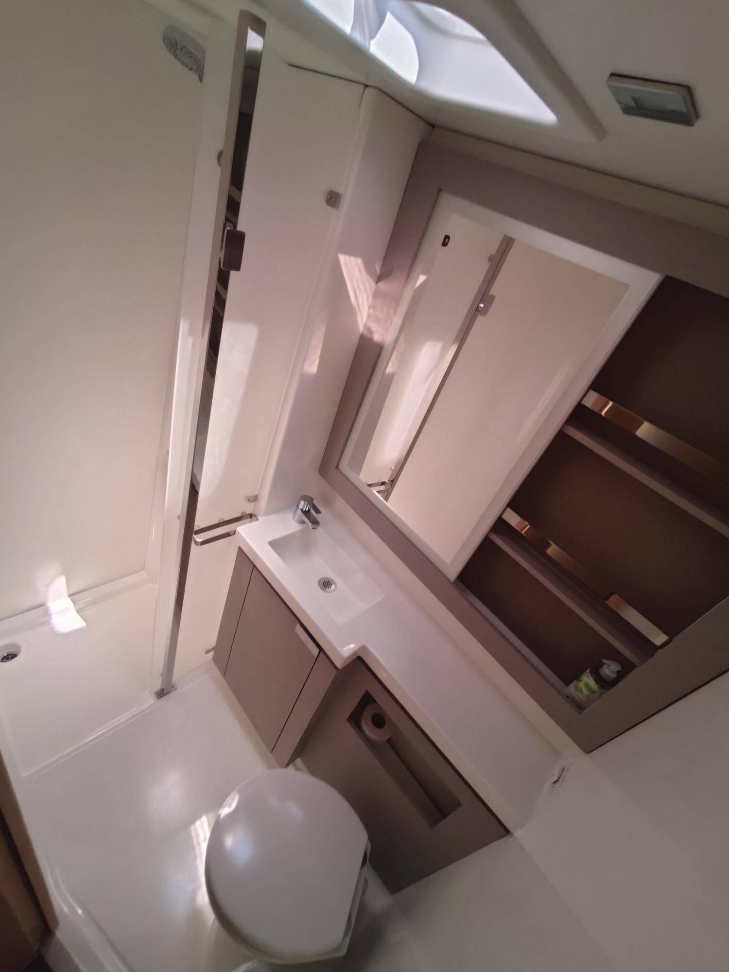 Fountaine Pajot Elba 45 Caramita